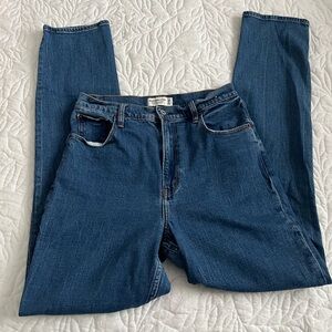 Abercrombie & Fitch Blue 90’s Slim Straight Ultra High Rise Denim Jeans Size 8L